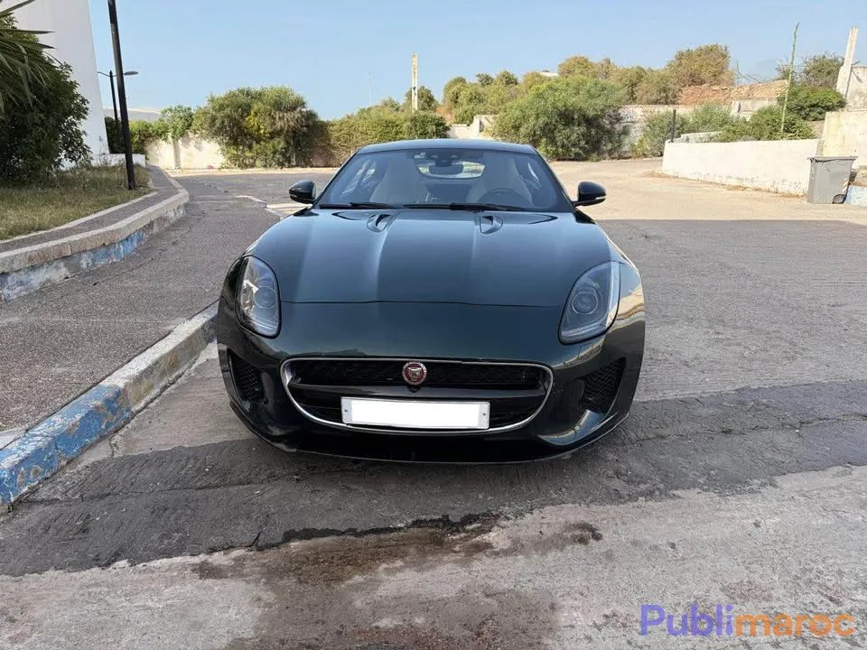 Jaguar Ftype p300 modèle 2019 2.0L 4cyl , British Racing Green