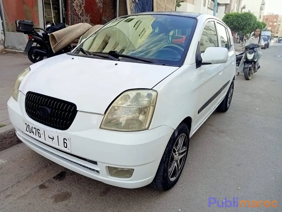 Picanto 2005 jamais accidenté toute option