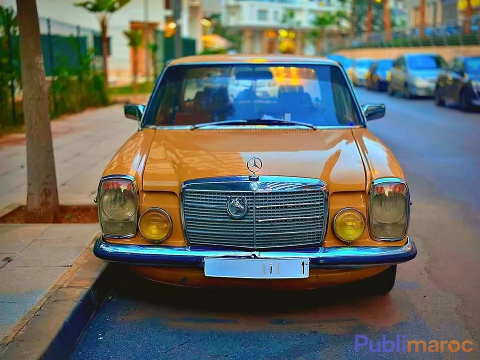 🚘 MERCEDES-BENZ COLLECTION 1975 – À VENDRE / REPRISE ACCEPTÉE